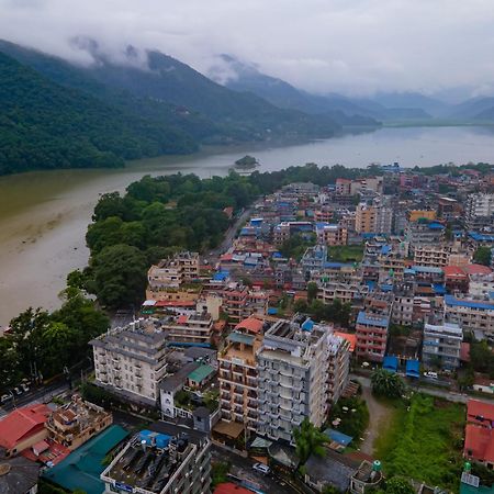Pokhara Batika Hotel Buitenkant foto
