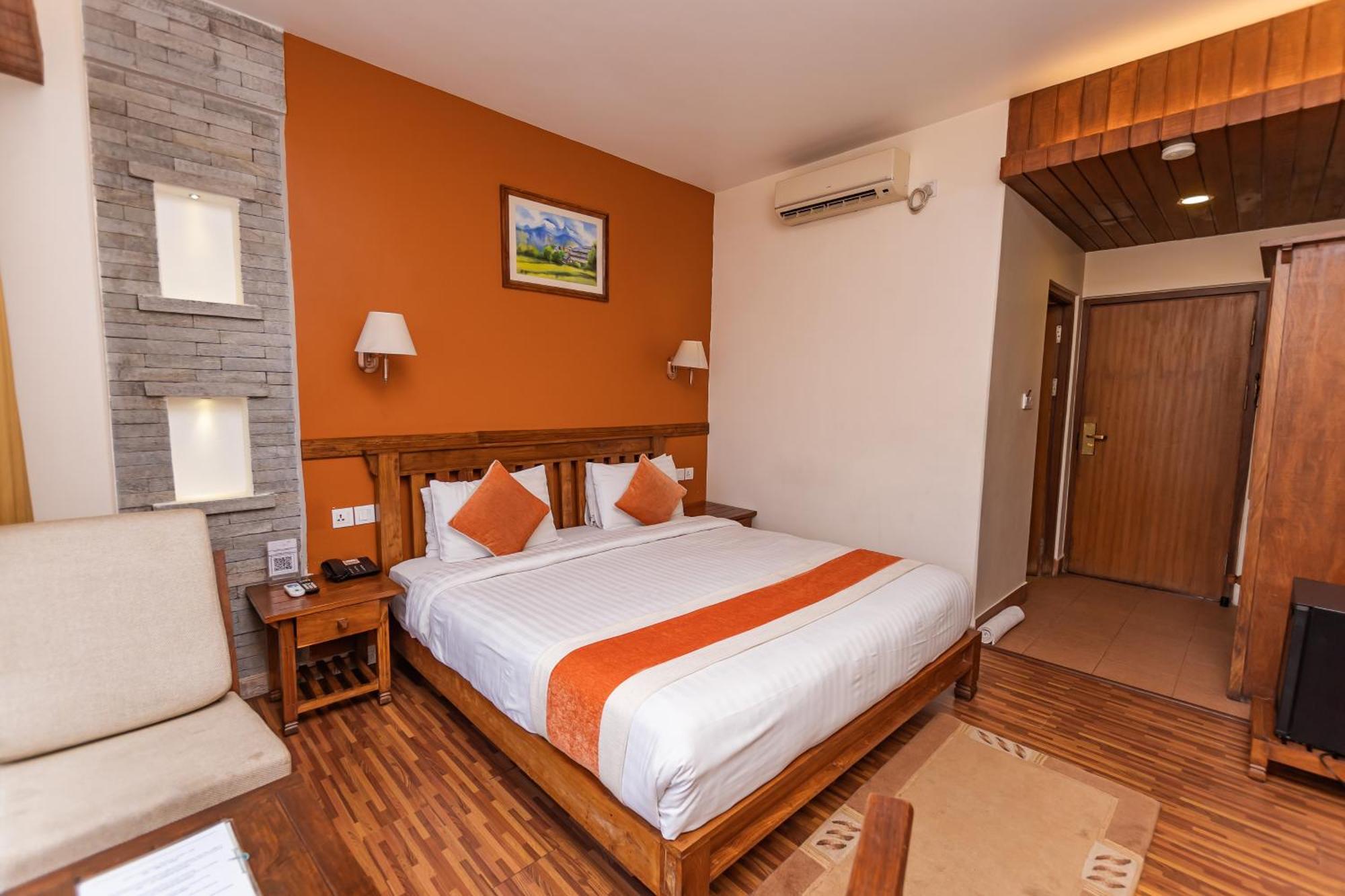 Pokhara Batika Hotel Buitenkant foto