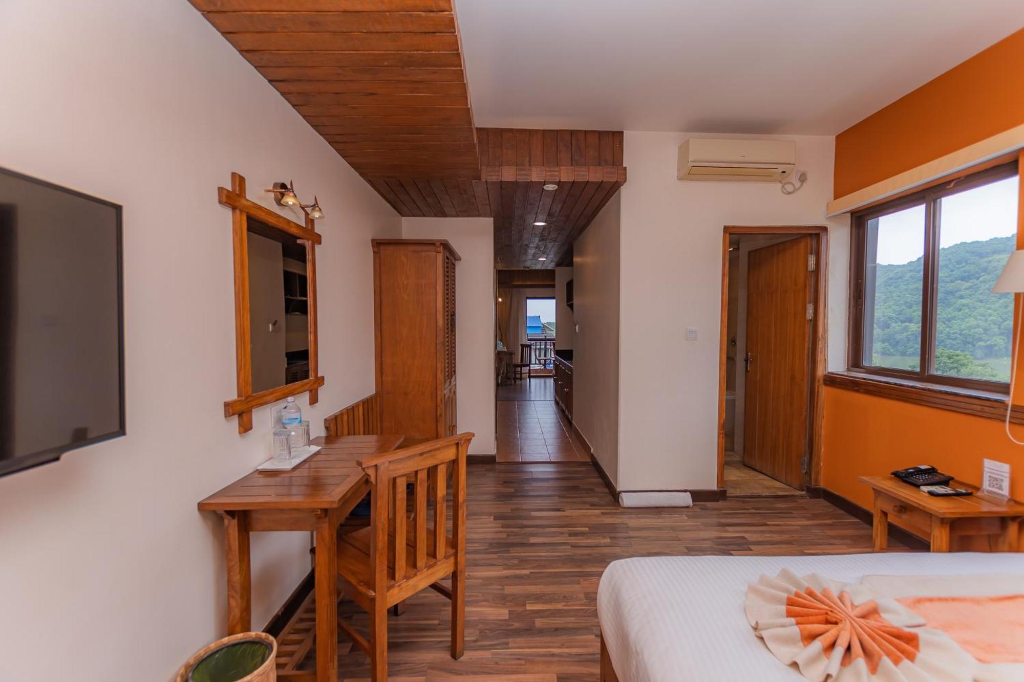 Pokhara Batika Hotel Buitenkant foto
